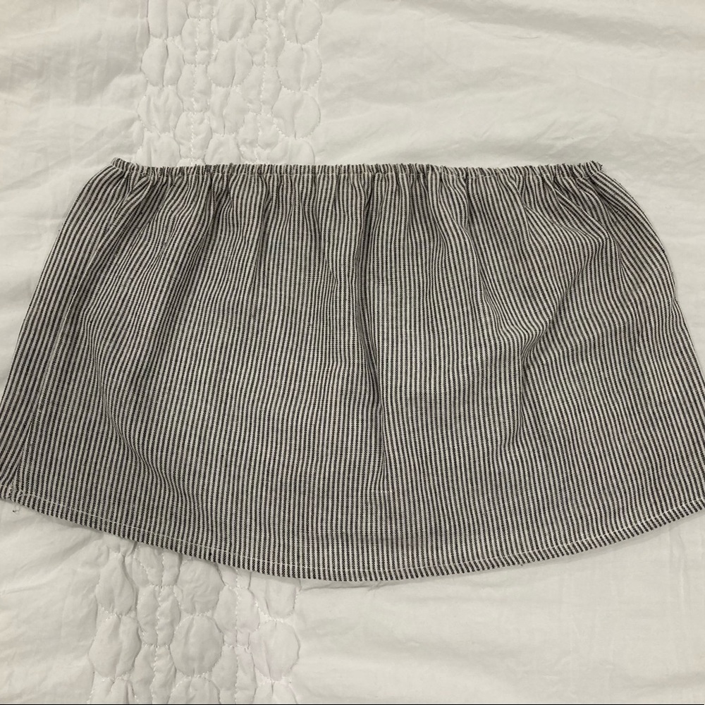 Brandy Melville Bandeau Crop Top